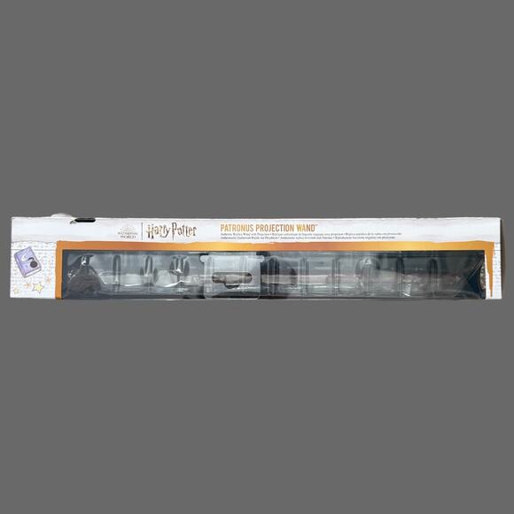 Wizarding World 6064166 Harry Potter, 33-cm Patronus Light-up Projection Wand - Picture 3 of 5